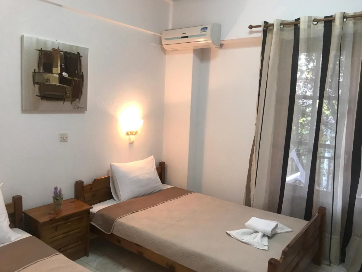 Velonis Apartments 乐托卡亚 外观 照片